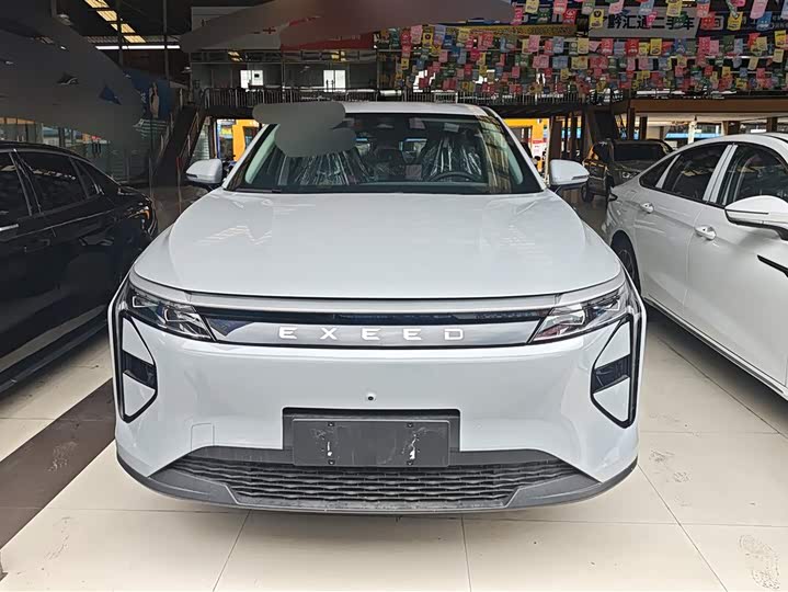 Фото 2 - Exeed RX C-DM Hybrid