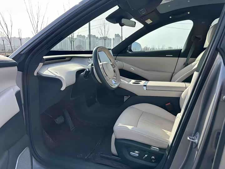 Фото 5 - Xiaomi YU7