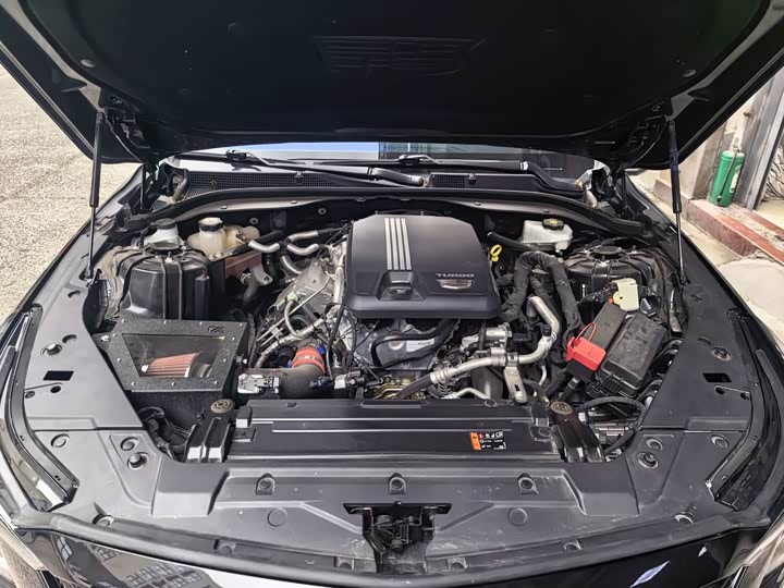 Фото 2 - Cadillac CT5