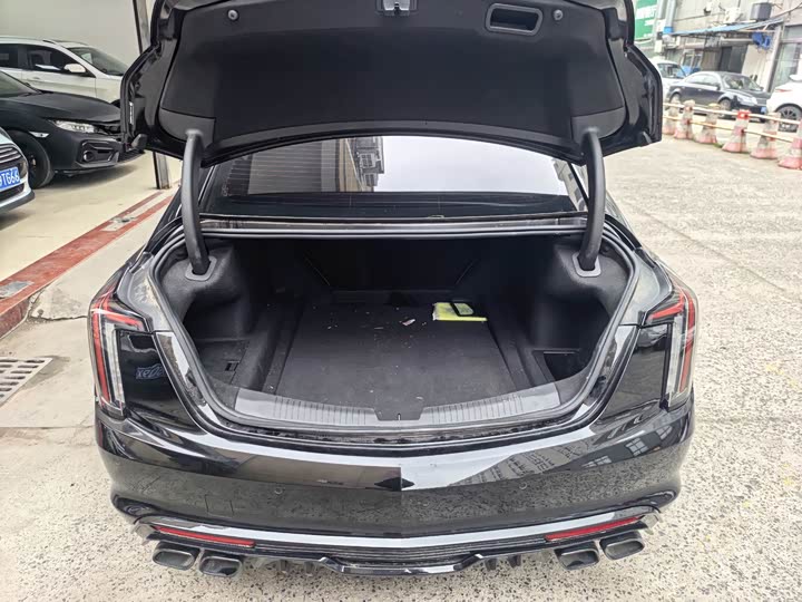 Фото 7 - Cadillac CT5