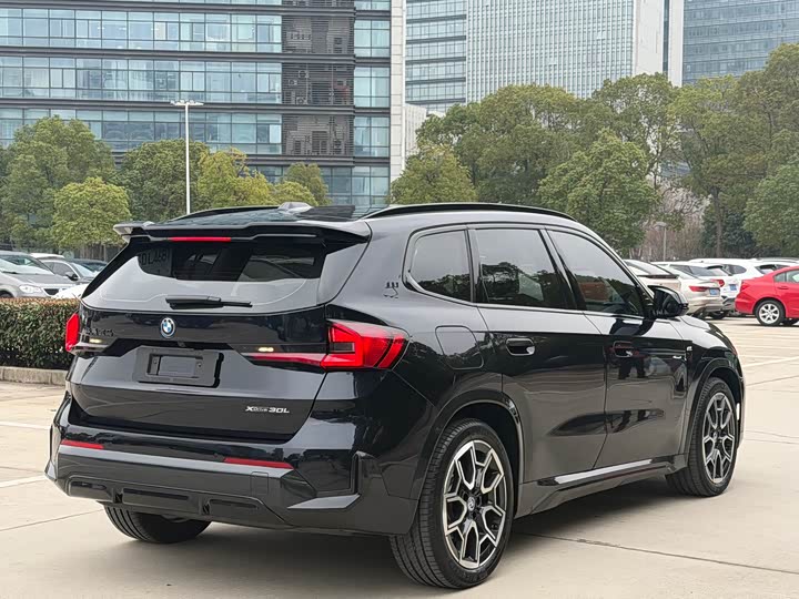 Фото 7 - BMW iX1