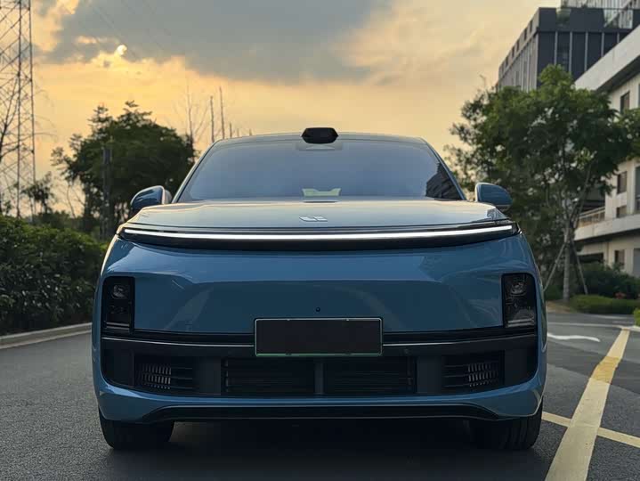 Фото 2 - LiXiang L9