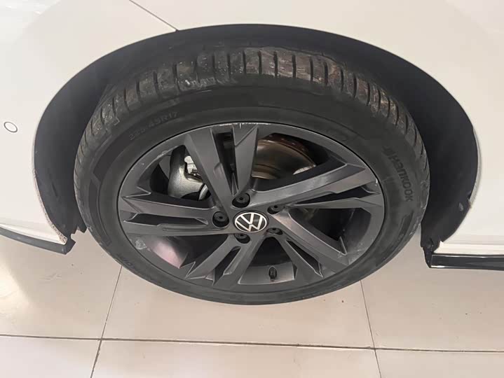 Фото 5 - Volkswagen Golf