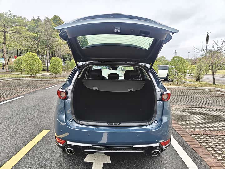 Фото 8 - Mazda CX-5