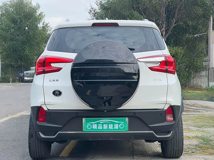 Фото 5 - BYD Yuan Pro