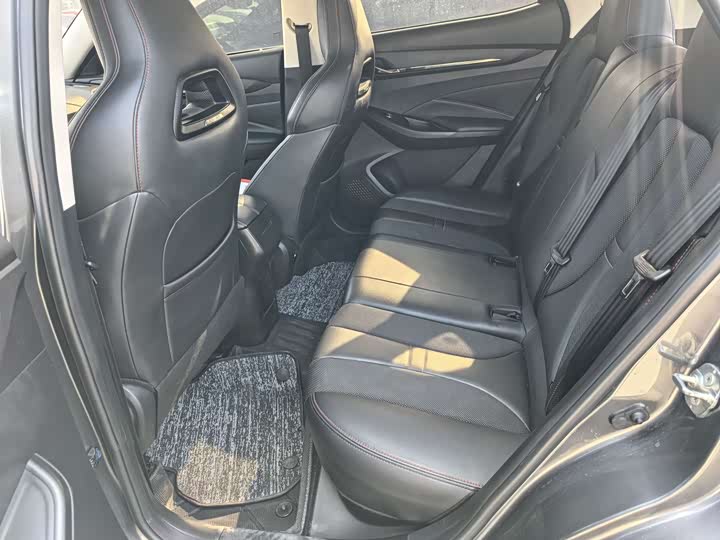 Фото 9 - Changan Oshan X5