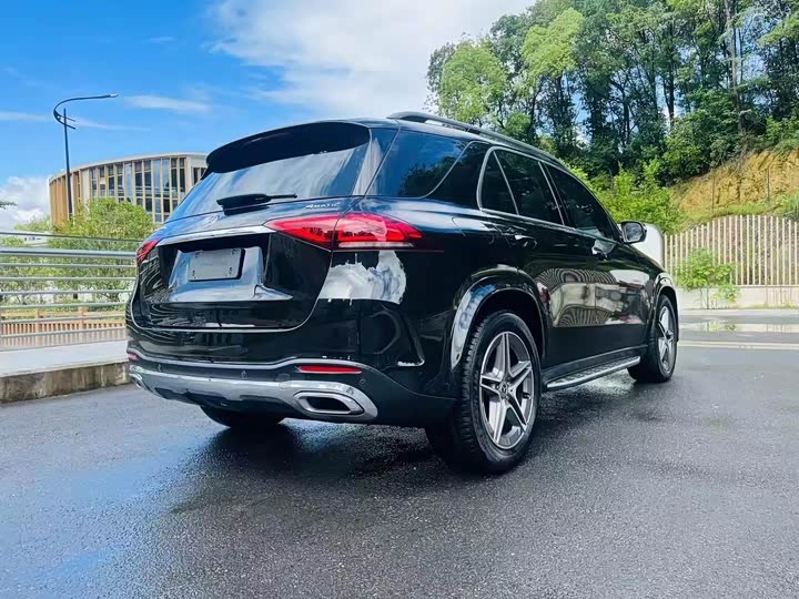 Фото 9 - Mercedes-Benz GLE-Class