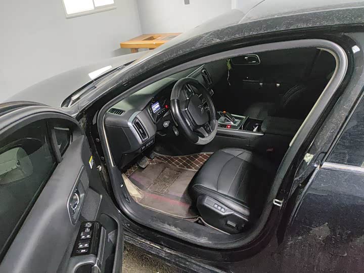 Фото 4 - Citroen C6