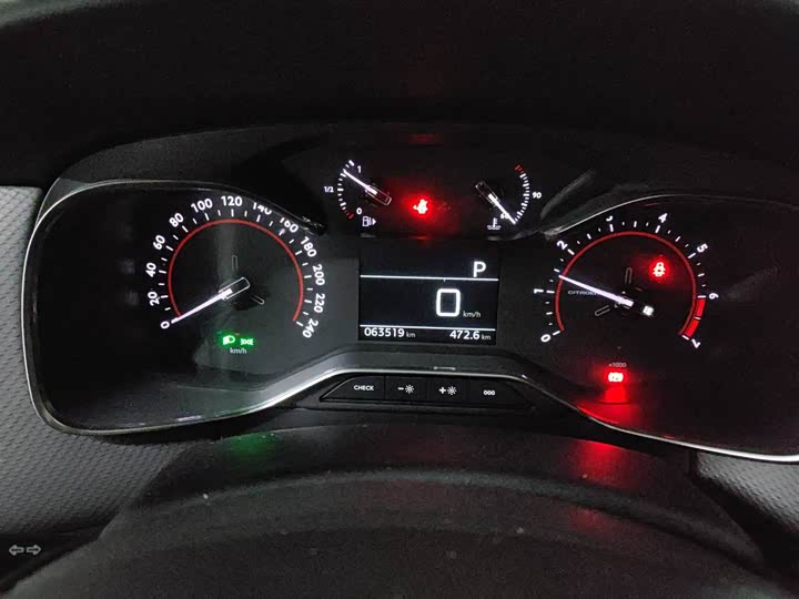 Фото 6 - Citroen C6