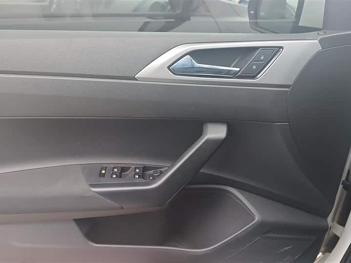 Фото 7 - Volkswagen Polo