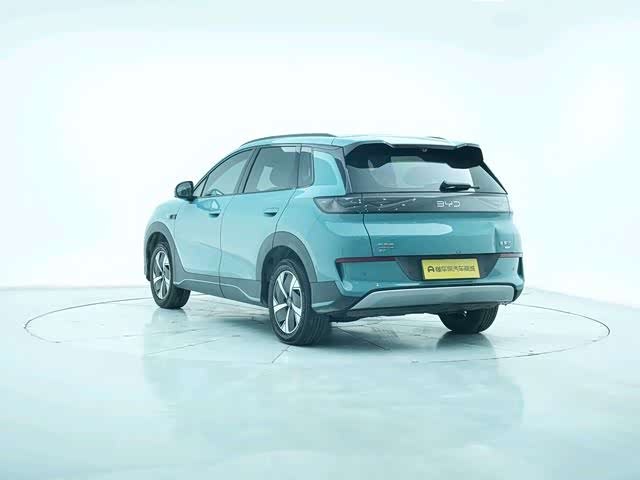 Фото 2 - BYD Sea Lion 05 EV