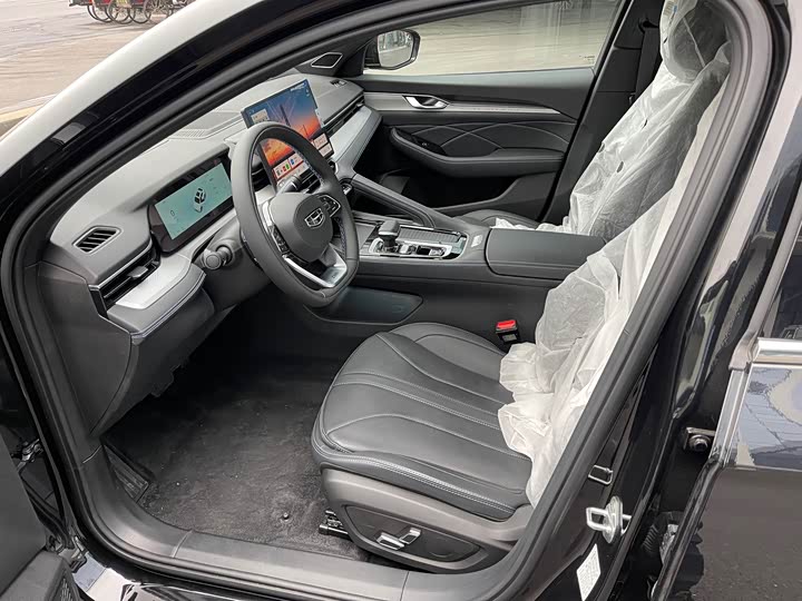 Photo 6 - Geely Preface