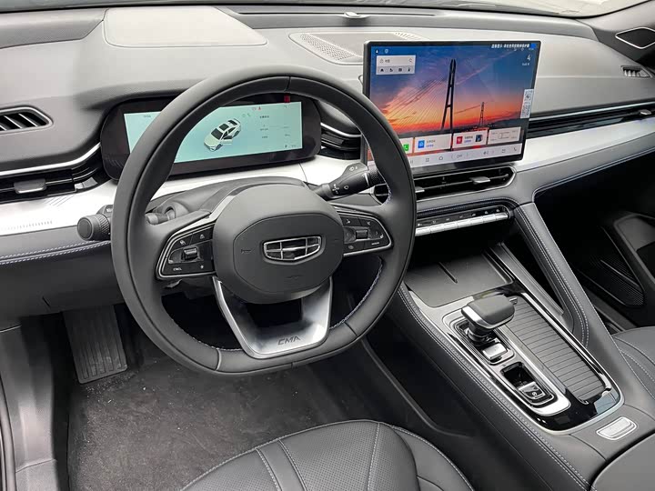 Photo 7 - Geely Preface