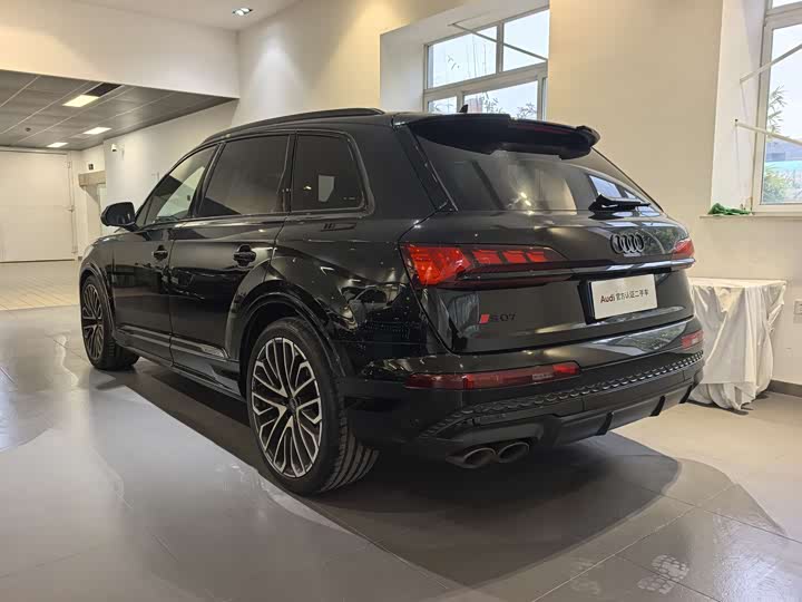 Фото 3 - Audi SQ7