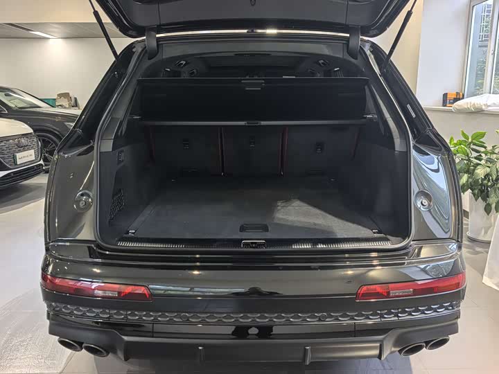 Фото 7 - Audi SQ7