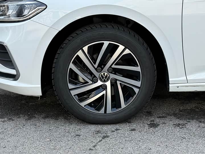 Photo 5 - Volkswagen Lavida