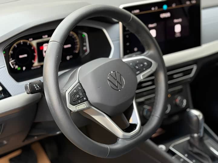 Photo 7 - Volkswagen Lavida