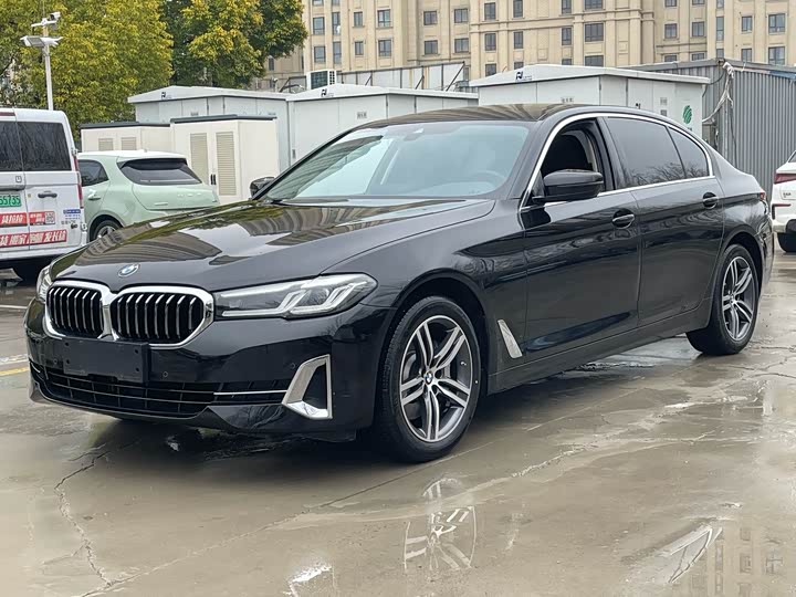 Фото 1 - BMW 5 Series