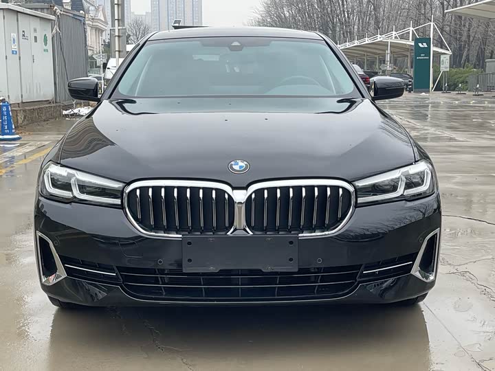 Фото 2 - BMW 5 Series