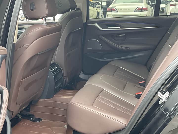 Фото 7 - BMW 5 Series