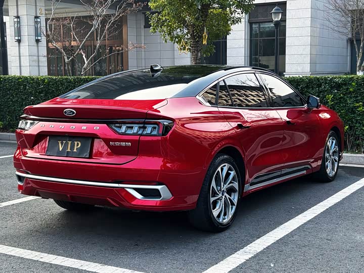 Photo 5 - Ford Mondeo