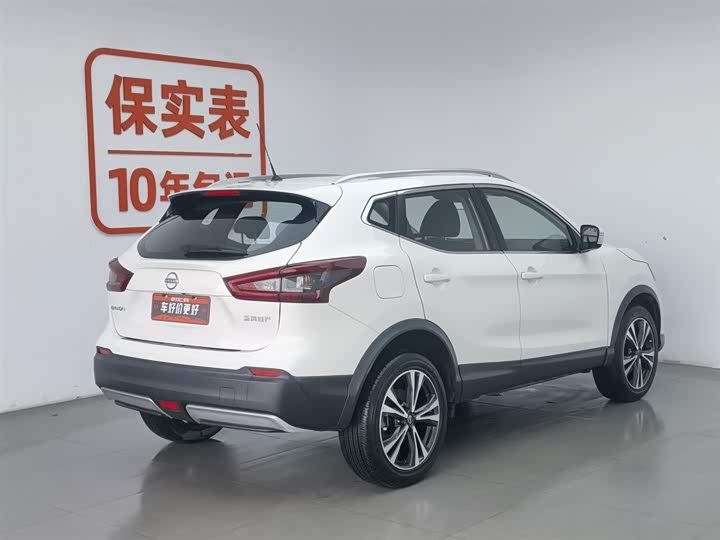 Фото 2 - Nissan Qashqai