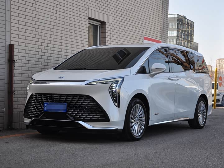 Photo 1 - Buick GL8 Century