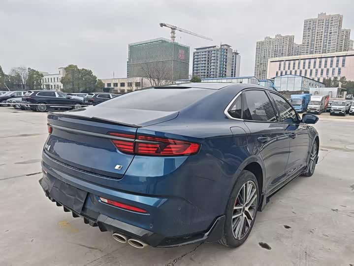 Фото 9 - Geely Preface