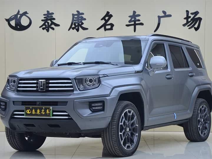 Фото 1 - Tank 700 Hybrid