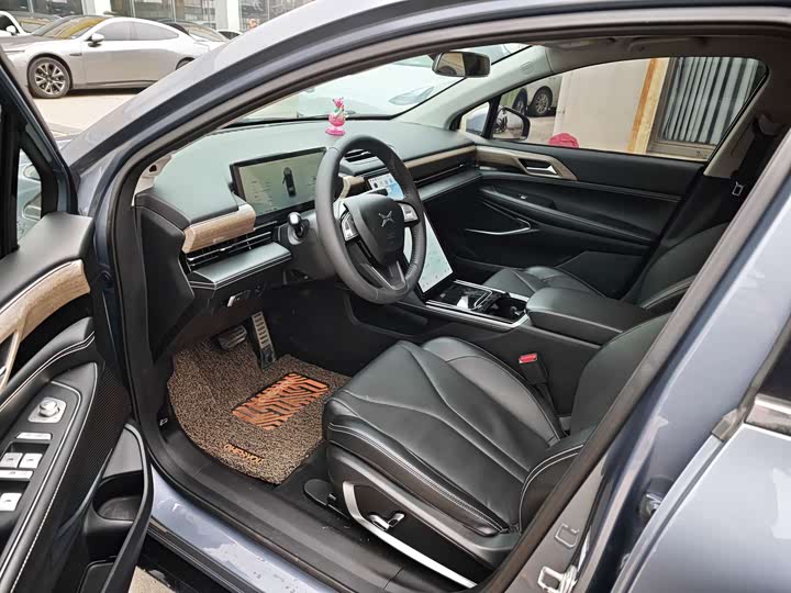 Фото 8 - XPeng P5