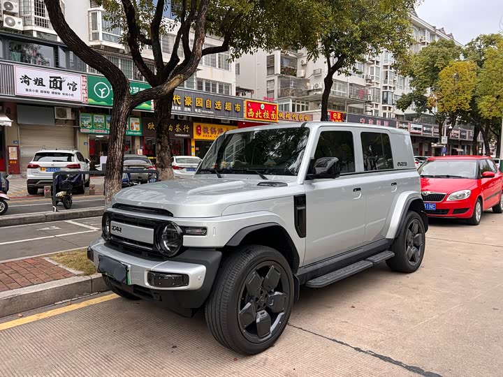 Фото 1 - Chery iCar V23