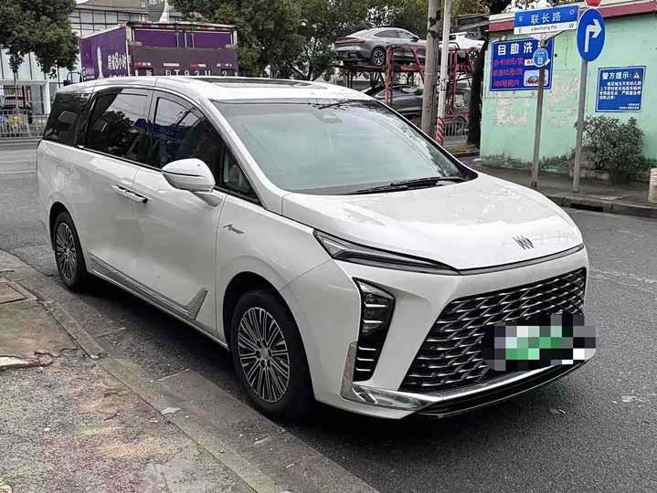 Фото 3 - Buick GL8 Hybrid