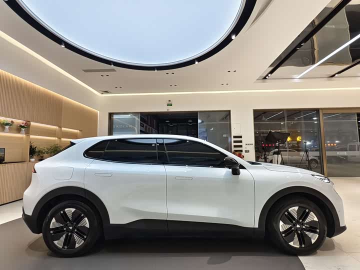 Фото 5 - Changan Deepal S05