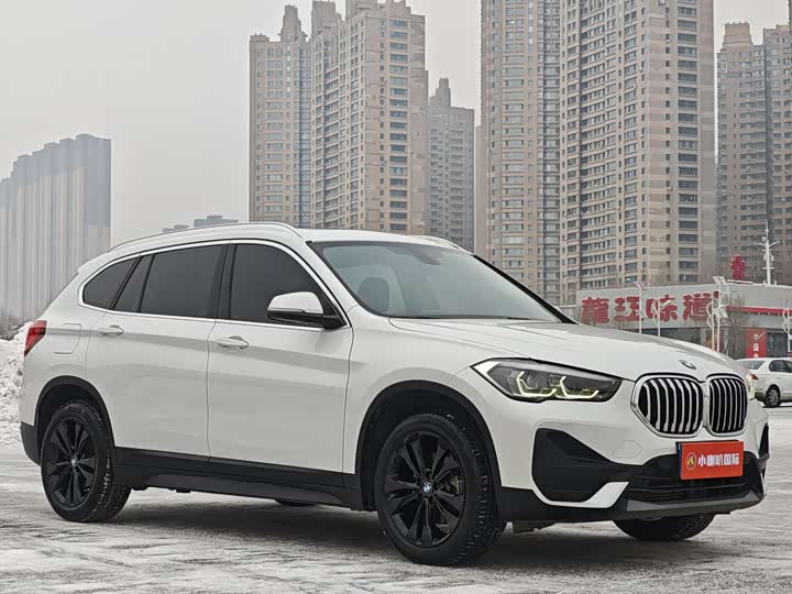 Фото 4 - BMW X1