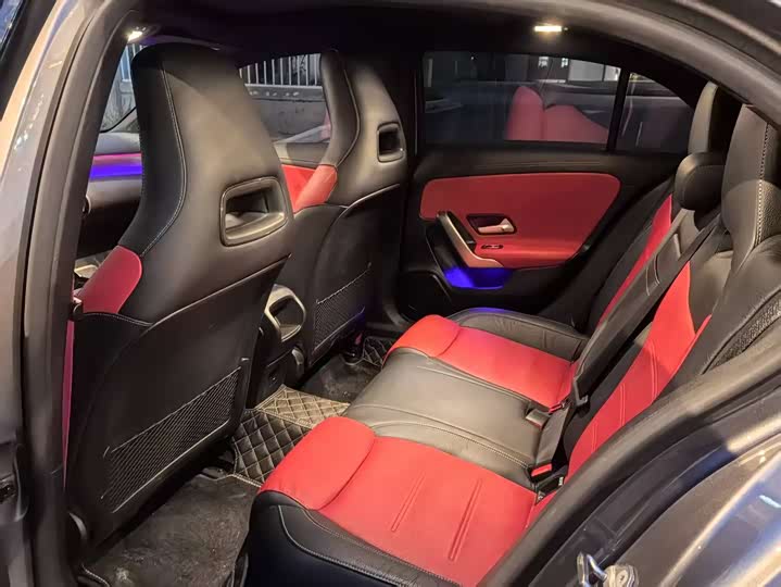 Фото 6 - Mercedes-Benz A-Class AMG