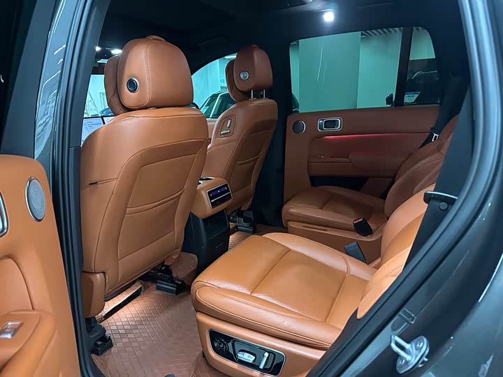 Фото 9 - LiXiang L8