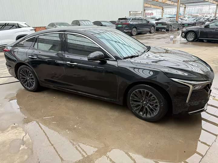 Photo 3 - Bestune B70