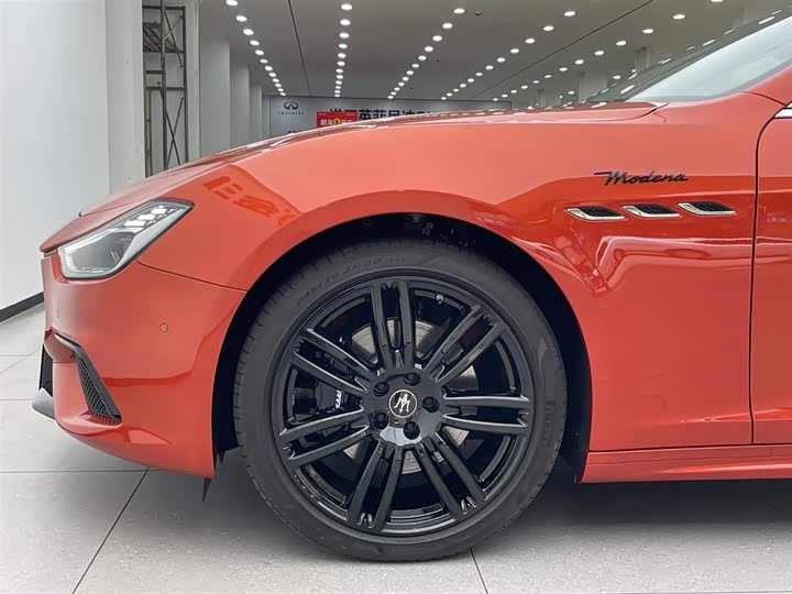 Фото 6 - Maserati Ghibli