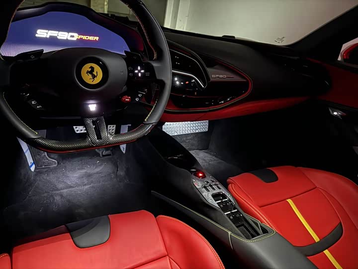 Фото 6 - Ferrari SF90