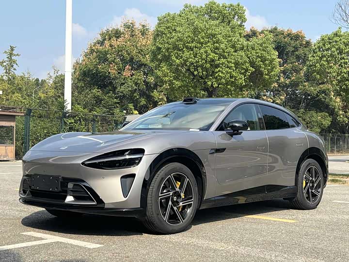 Фото 1 - Xiaomi YU7