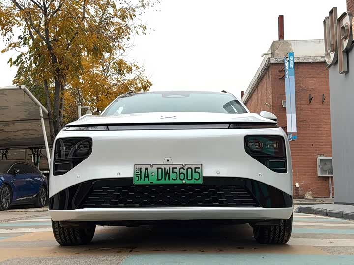 Фото 2 - XPeng G9