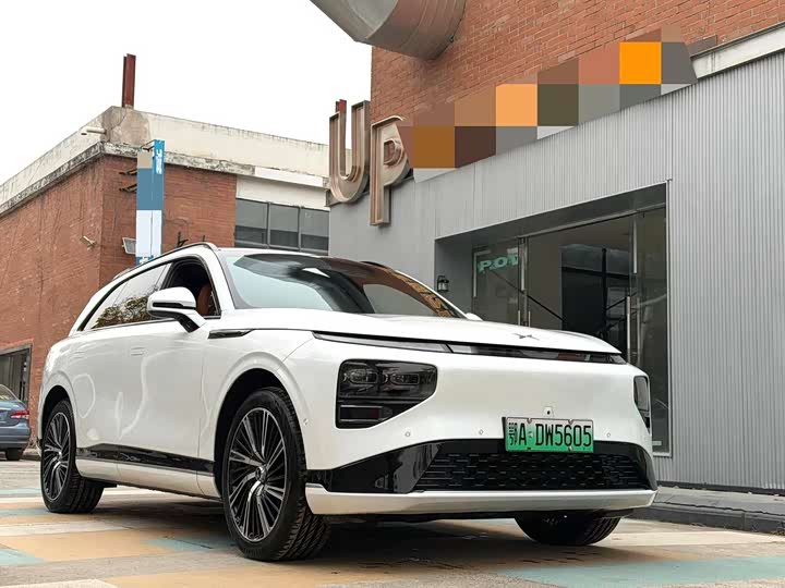 Фото 3 - XPeng G9