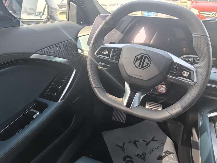 Фото 6 - MG Motor 7