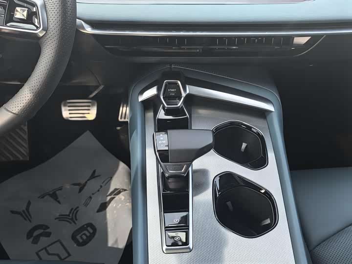 Фото 8 - MG Motor 7