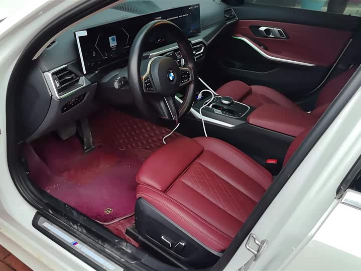 Фото 9 - BMW 3 Series