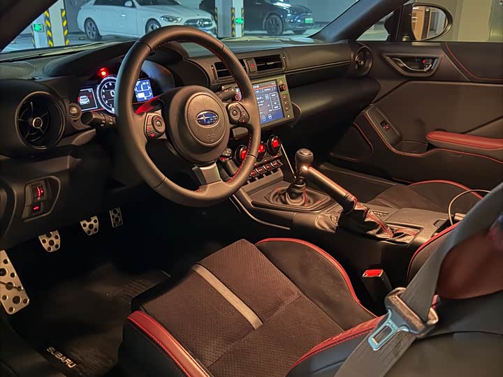 Фото 5 - Subaru BRZ