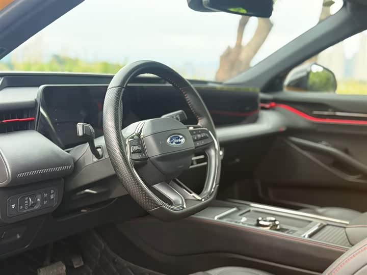 Фото 4 - Ford Mondeo