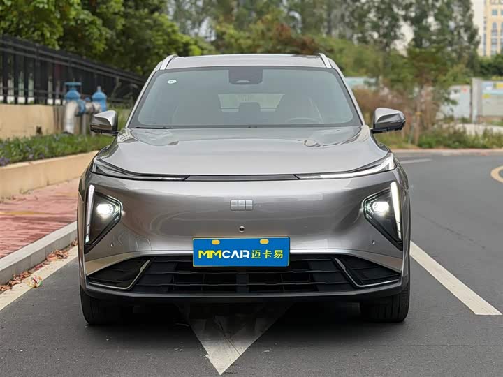 Фото 2 - Geely Galaxy L7