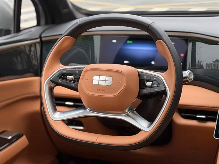 Фото 9 - Geely Galaxy L7