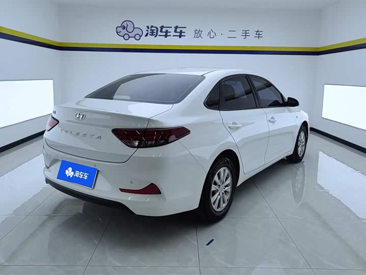 Фото 3 - Hyundai Celesta